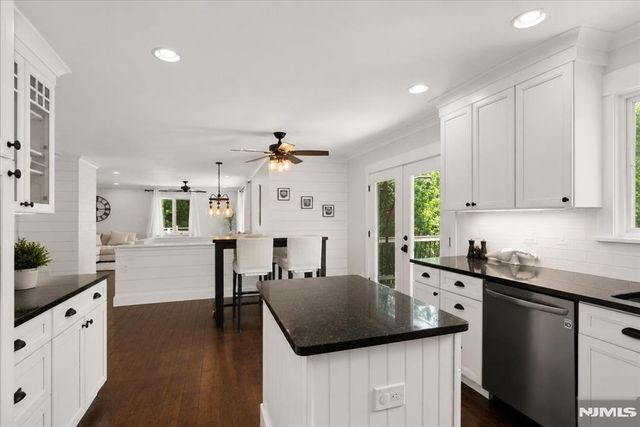 19 Somerville Road, West Milford, NJ 07421