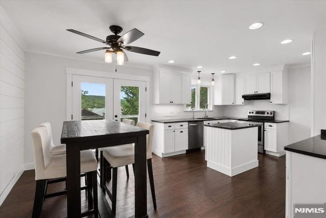 19 Somerville Road, West Milford, NJ 07421