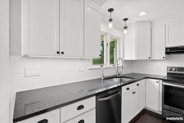 19 Somerville Road, West Milford, NJ 07421