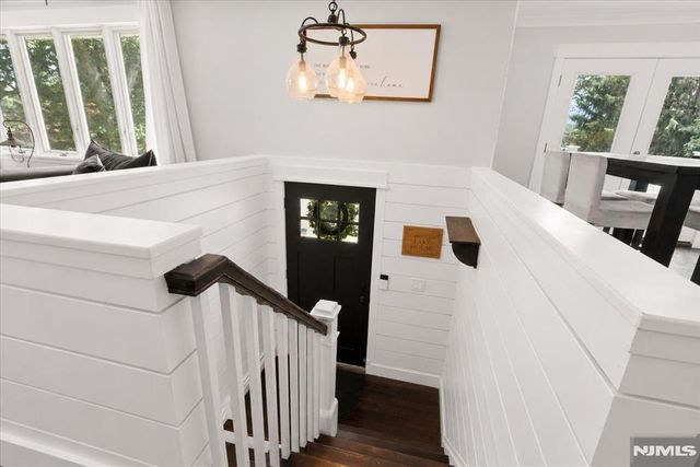 19 Somerville Road, West Milford, NJ 07421