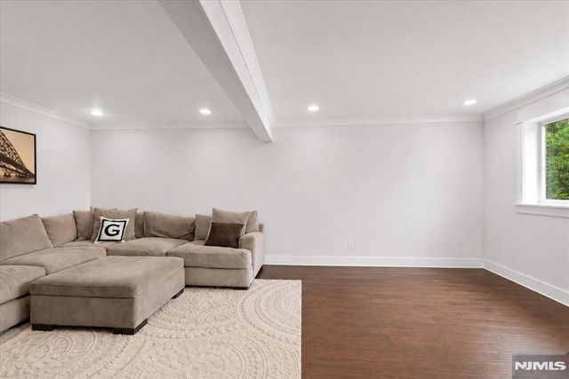 19 Somerville Road, West Milford, NJ 07421