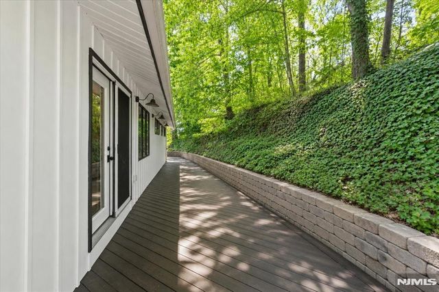 19 Somerville Road, West Milford, NJ 07421