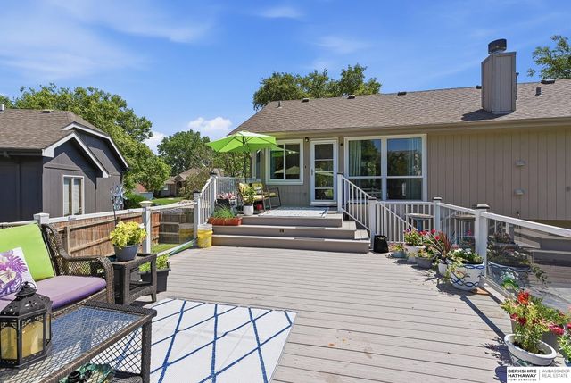 6510 N 102nd Avenue, Omaha, NE 68122