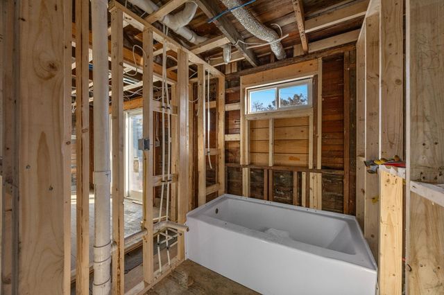 957 Orleans Road, Harwich, MA 02645