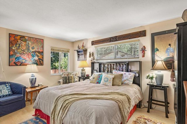 22425 Summit Road, Los Gatos, CA 95033