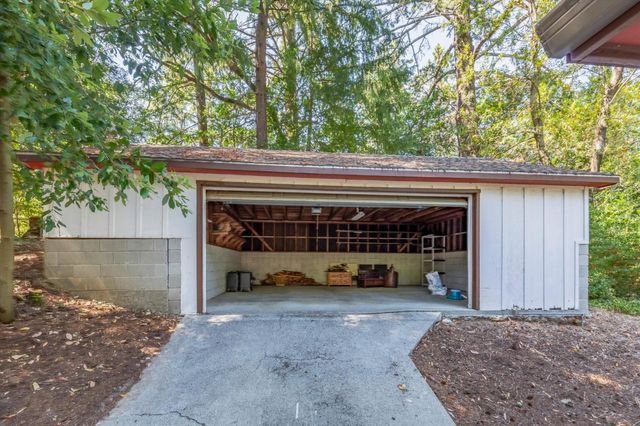 22425 Summit Road, Los Gatos, CA 95033
