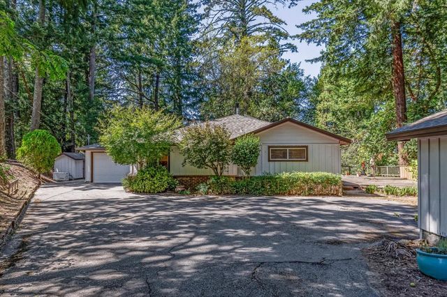 22425 Summit Road, Los Gatos, CA 95033