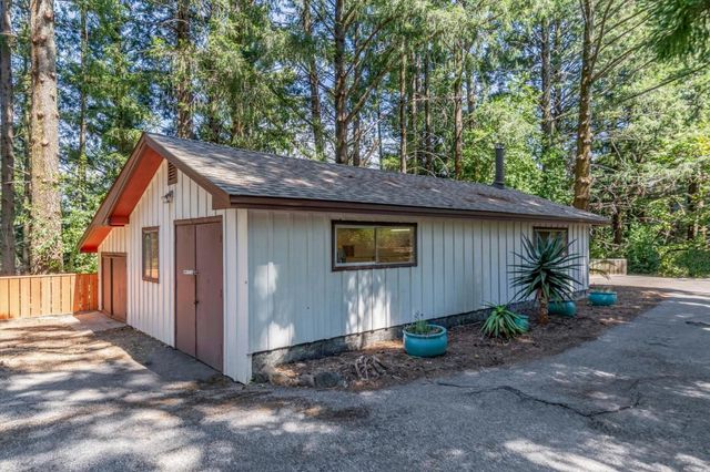 22425 Summit Road, Los Gatos, CA 95033