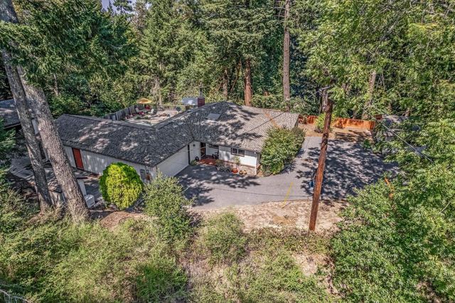 22425 Summit Road, Los Gatos, CA 95033