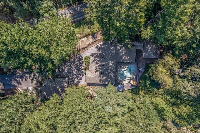 22425 Summit Road, Los Gatos, CA 95033