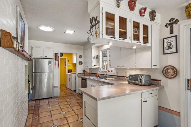 22425 Summit Road, Los Gatos, CA 95033