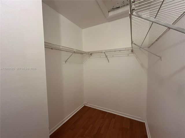 10613 NW 11th St 205, Pembroke Pines, FL 33026