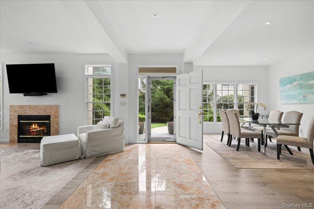 138 Doral Greens Drive W, Rye Brook, NY 10573 — photo 2