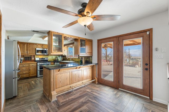 3114 Sue Circle SE, Rio Rancho, NM 87124