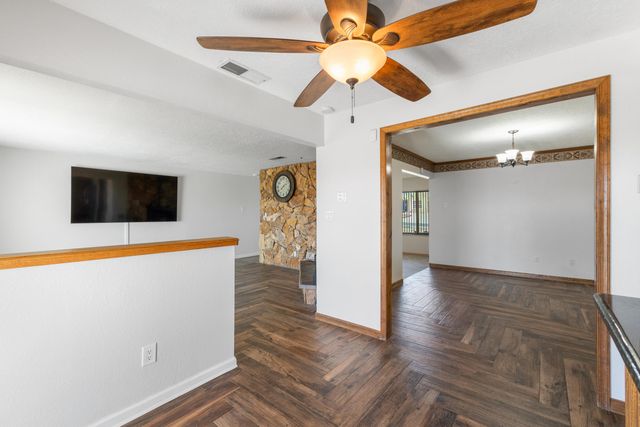 3114 Sue Circle SE, Rio Rancho, NM 87124