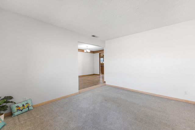 3114 Sue Circle SE, Rio Rancho, NM 87124