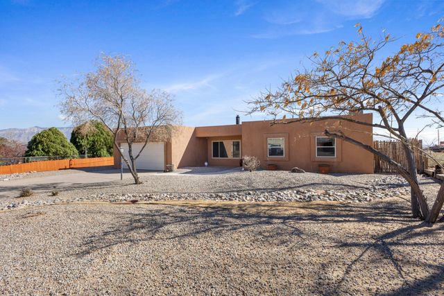 3114 Sue Circle SE, Rio Rancho, NM 87124