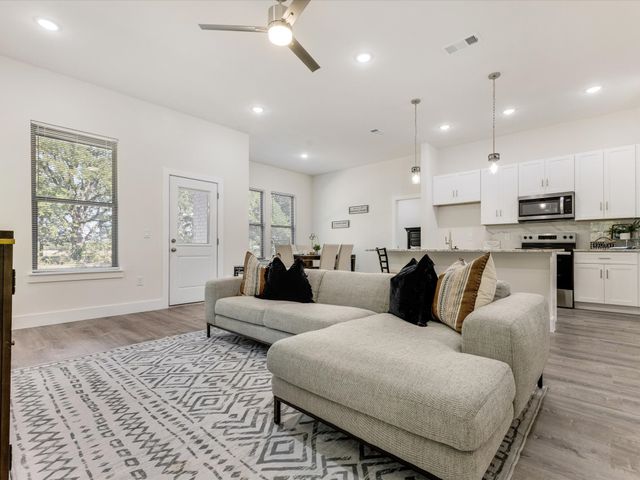 6123 Inca Drive, Enchanted Oaks, TX 75156