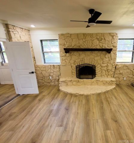 6804 Yarberry Lane, Little Rock, AR 72209