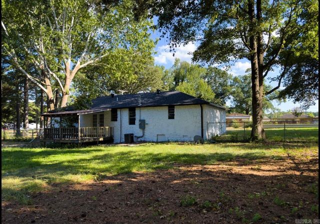 6804 Yarberry Lane, Little Rock, AR 72209