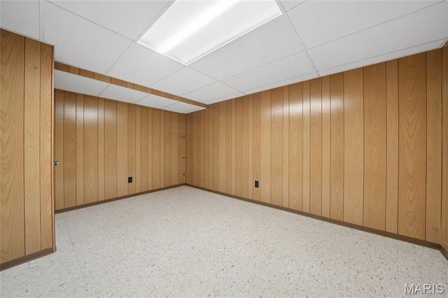 7400 Town And Country Place, Hazelwood, MO 63042