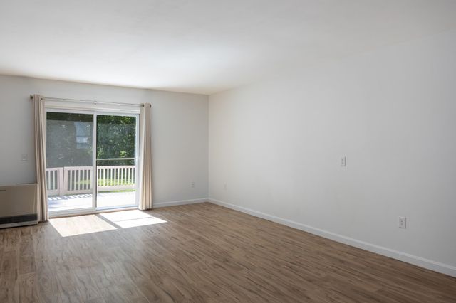 35 Brickyard Rd Unit 31, Essex Junction, VT 05452