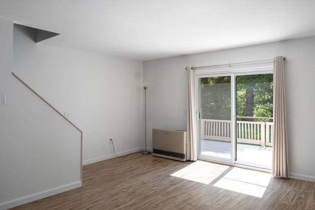 35 Brickyard Rd Unit 31, Essex Junction, VT 05452
