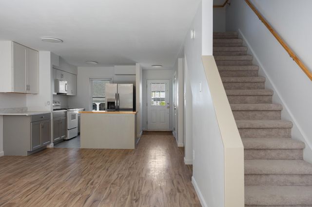 35 Brickyard Rd Unit 31, Essex Junction, VT 05452