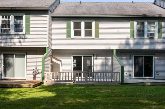 35 Brickyard Rd Unit 31, Essex Junction, VT 05452