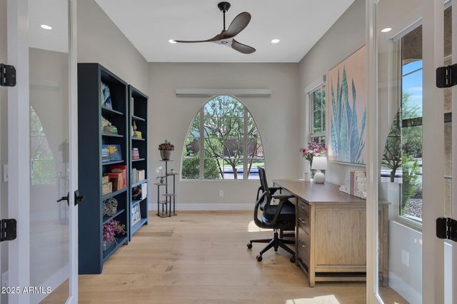 22220 N 34TH Place, Phoenix, AZ 85050