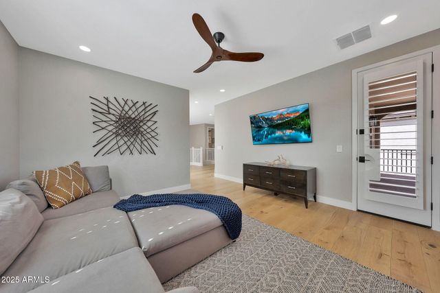 22220 N 34TH Place, Phoenix, AZ 85050