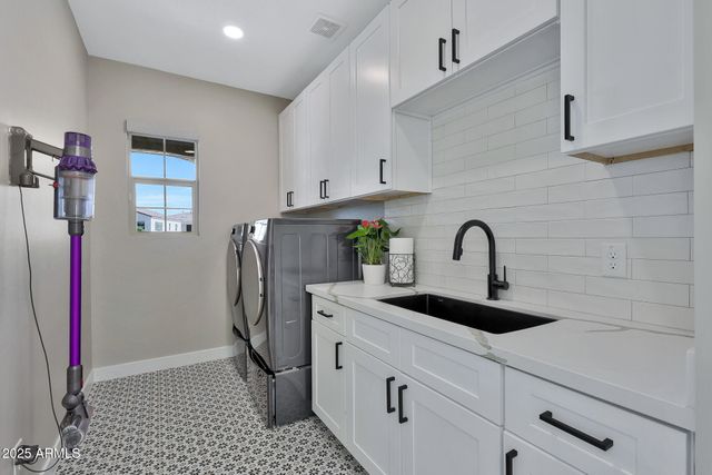 22220 N 34TH Place, Phoenix, AZ 85050