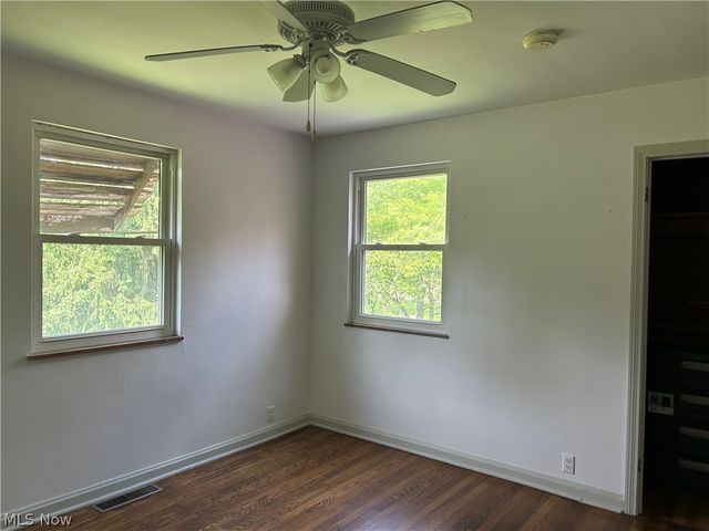 8404 Avery Road, Broadview Heights, OH 44147