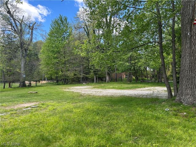 8404 Avery Road, Broadview Heights, OH 44147