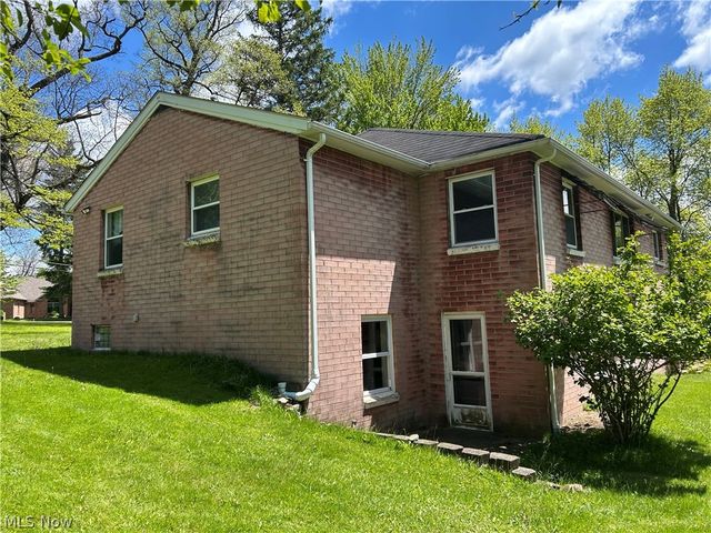 8404 Avery Road, Broadview Heights, OH 44147