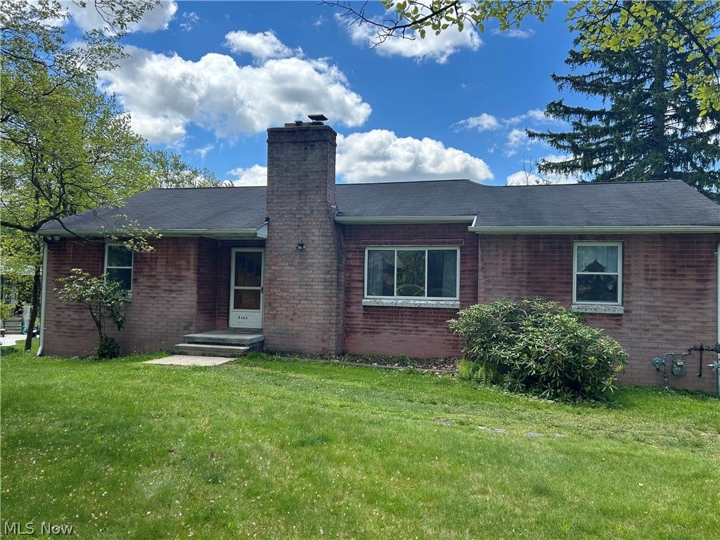 8404 Avery Road, Broadview Heights, OH 44147