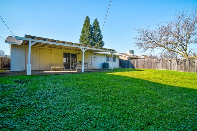 8036 Glen Valley Cir, Citrus Heights, CA 95610