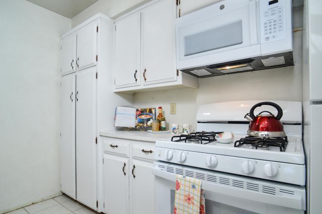 8036 Glen Valley Cir, Citrus Heights, CA 95610