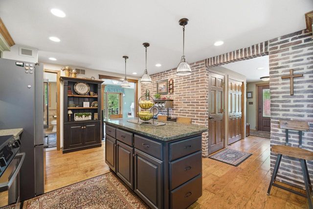 2798 N Honeymoon Hill ROAD, New Holstein, WI 53061