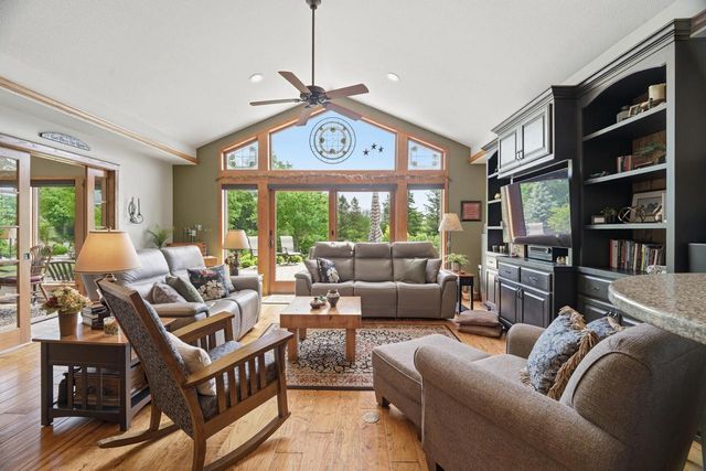 2798 N Honeymoon Hill ROAD, New Holstein, WI 53061