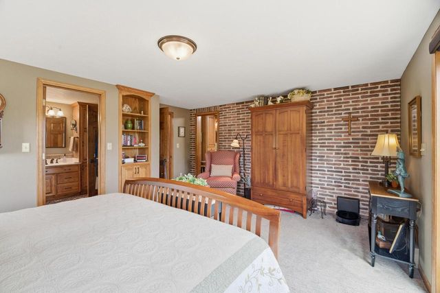 2798 N Honeymoon Hill ROAD, New Holstein, WI 53061
