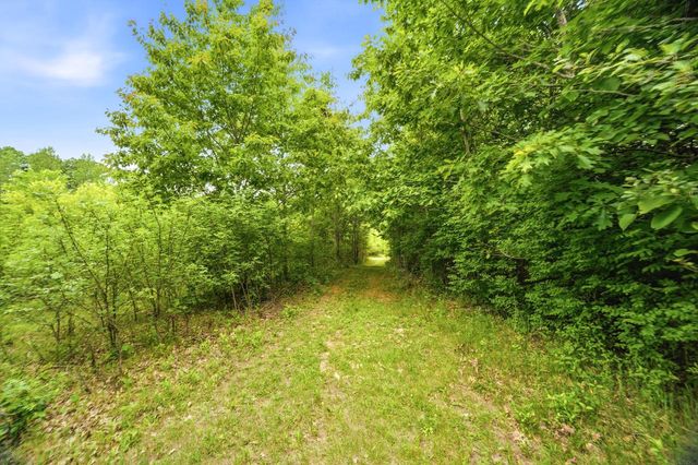 2798 N Honeymoon Hill ROAD, New Holstein, WI 53061