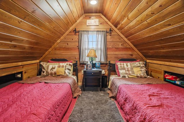 2798 N Honeymoon Hill ROAD, New Holstein, WI 53061