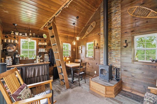 2798 N Honeymoon Hill ROAD, New Holstein, WI 53061
