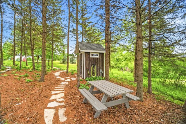 2798 N Honeymoon Hill ROAD, New Holstein, WI 53061