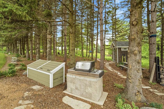 2798 N Honeymoon Hill ROAD, New Holstein, WI 53061