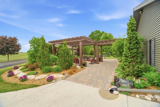 2798 N Honeymoon Hill ROAD, New Holstein, WI 53061