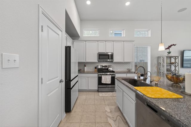 2456 Solaris Bend Drive, Katy, TX 77493