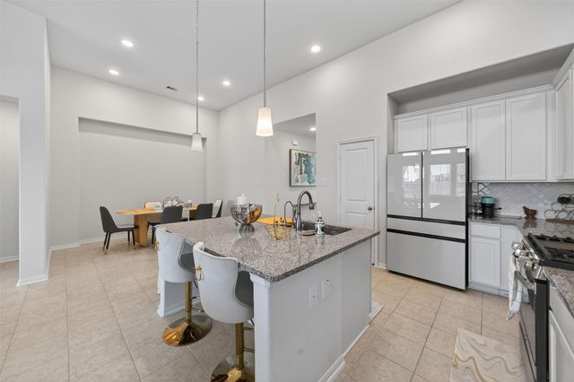 2456 Solaris Bend Drive, Katy, TX 77493