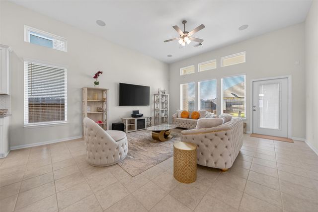 2456 Solaris Bend Drive, Katy, TX 77493